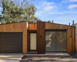  Davidson Builders – Inverloch - Best Custom Home $300,000-$400,000 – Exterior