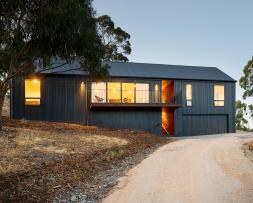 VR Builders - Best Custom Home $400,000-$500,000 - - Western Regional Building Awards – Exterior